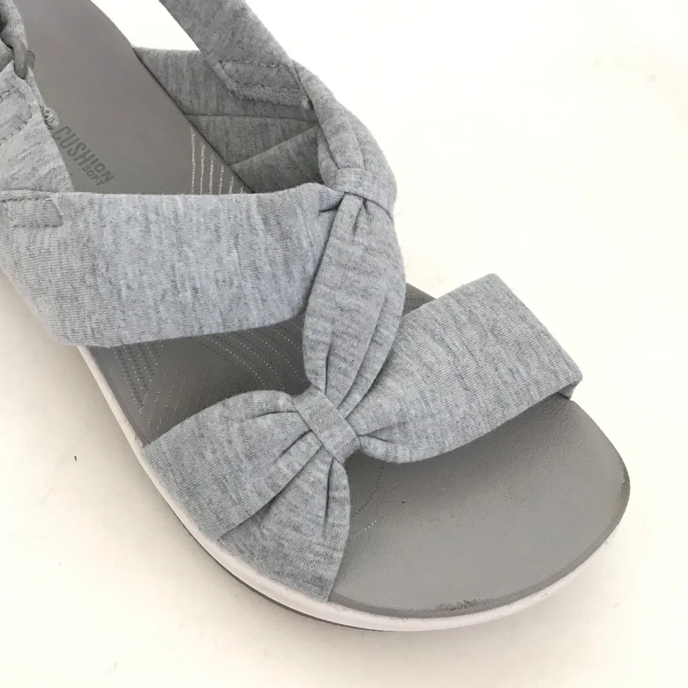 CLOUDSTEPPERS By CLARKS Cushion Soft Sandals Gray Women’s Size 6